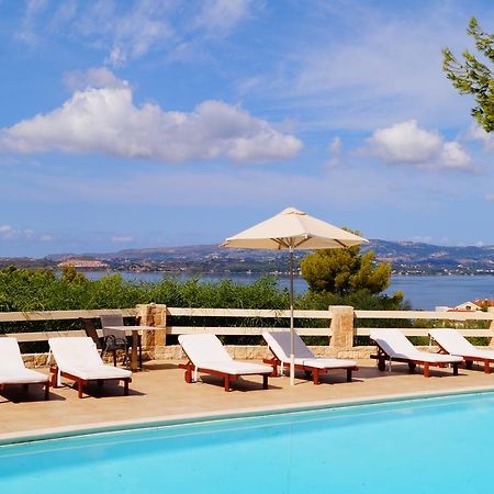 Belvista Luxury Apartments Argostoli  Bagian luar foto