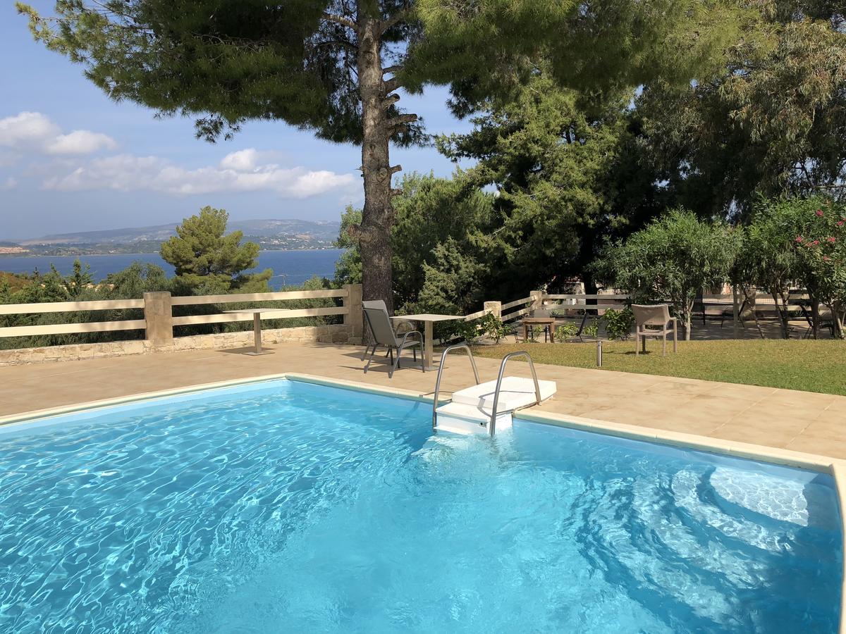 Belvista Luxury Apartments Argostoli  Bagian luar foto