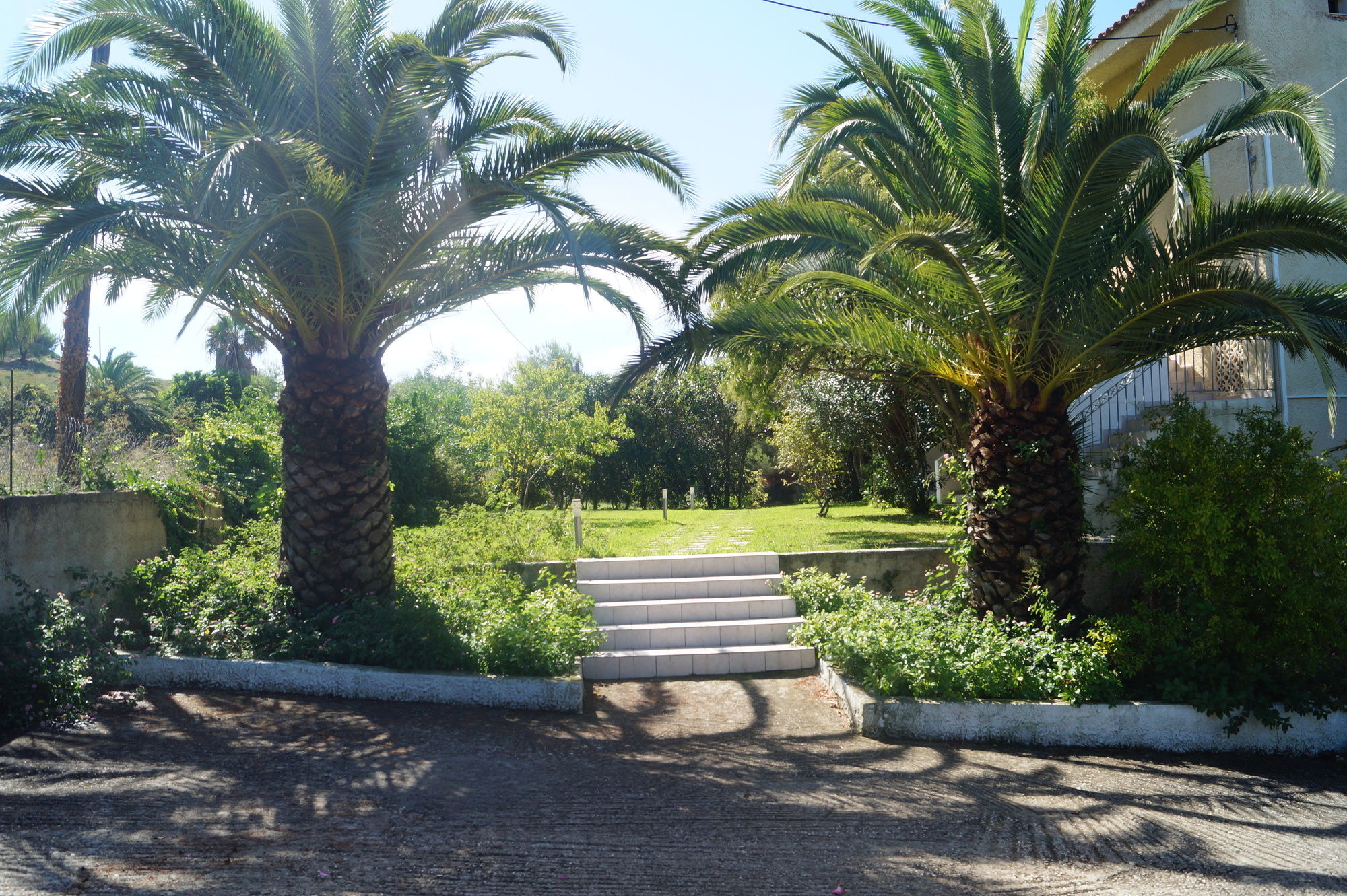 Belvista Luxury Apartments Argostoli  Bagian luar foto